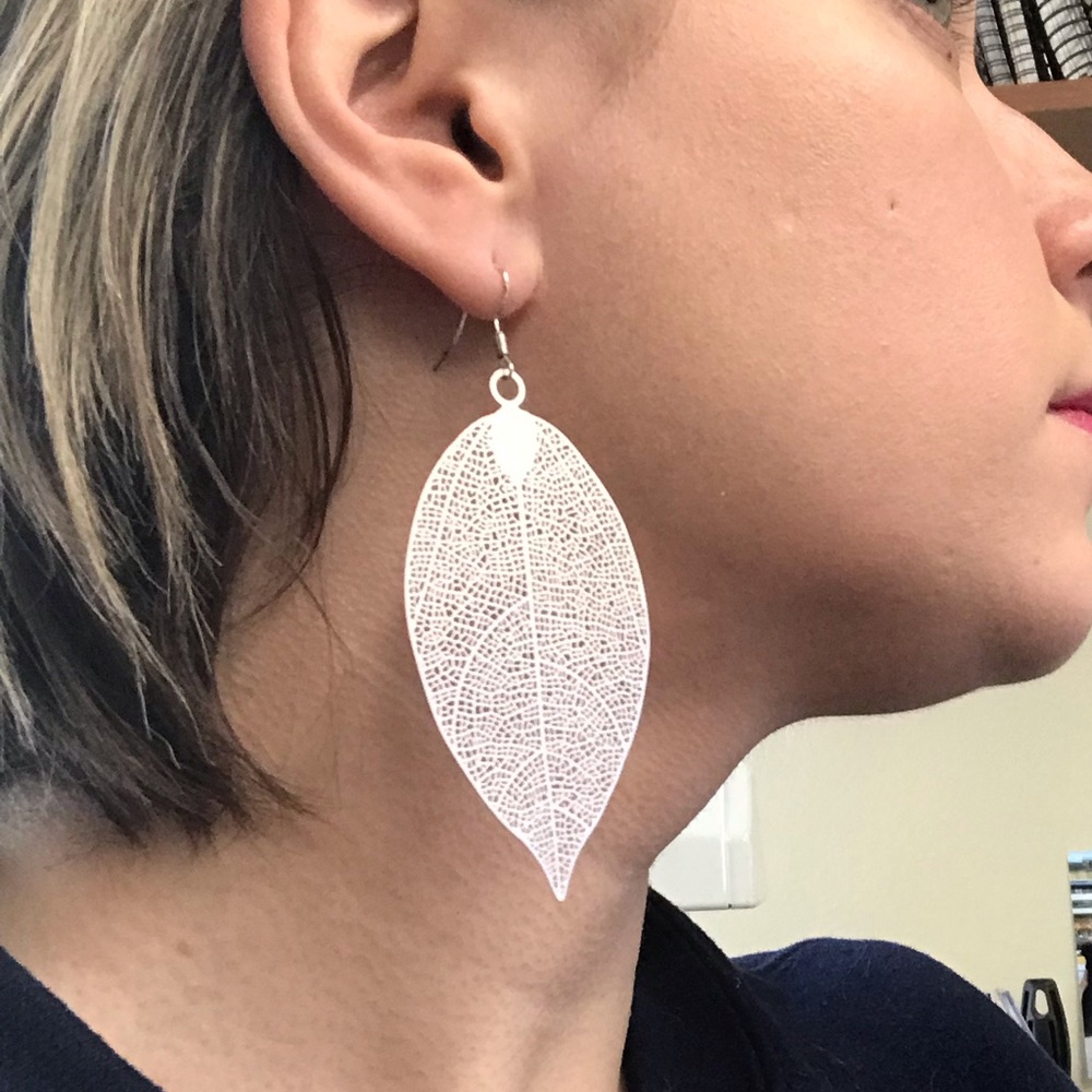 Silver leaf earrings - Picture 2 of 2